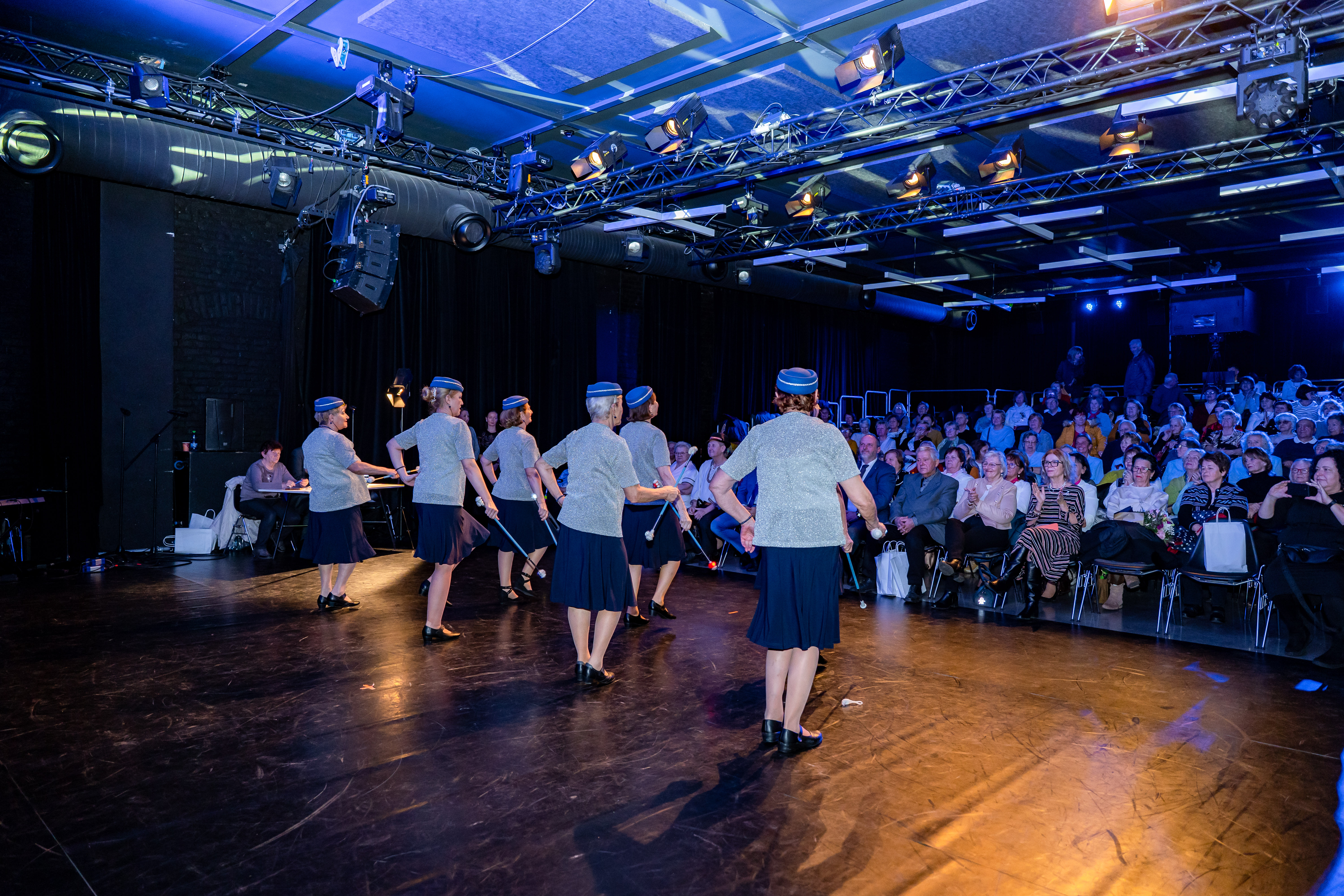 Vianocna seniorska hviezda -19